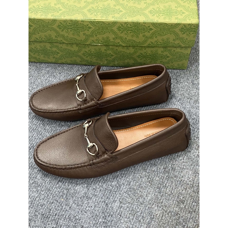 G*u*i leather shoes